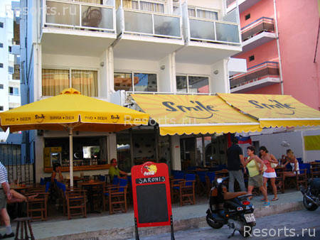 Saronis Hotel 5